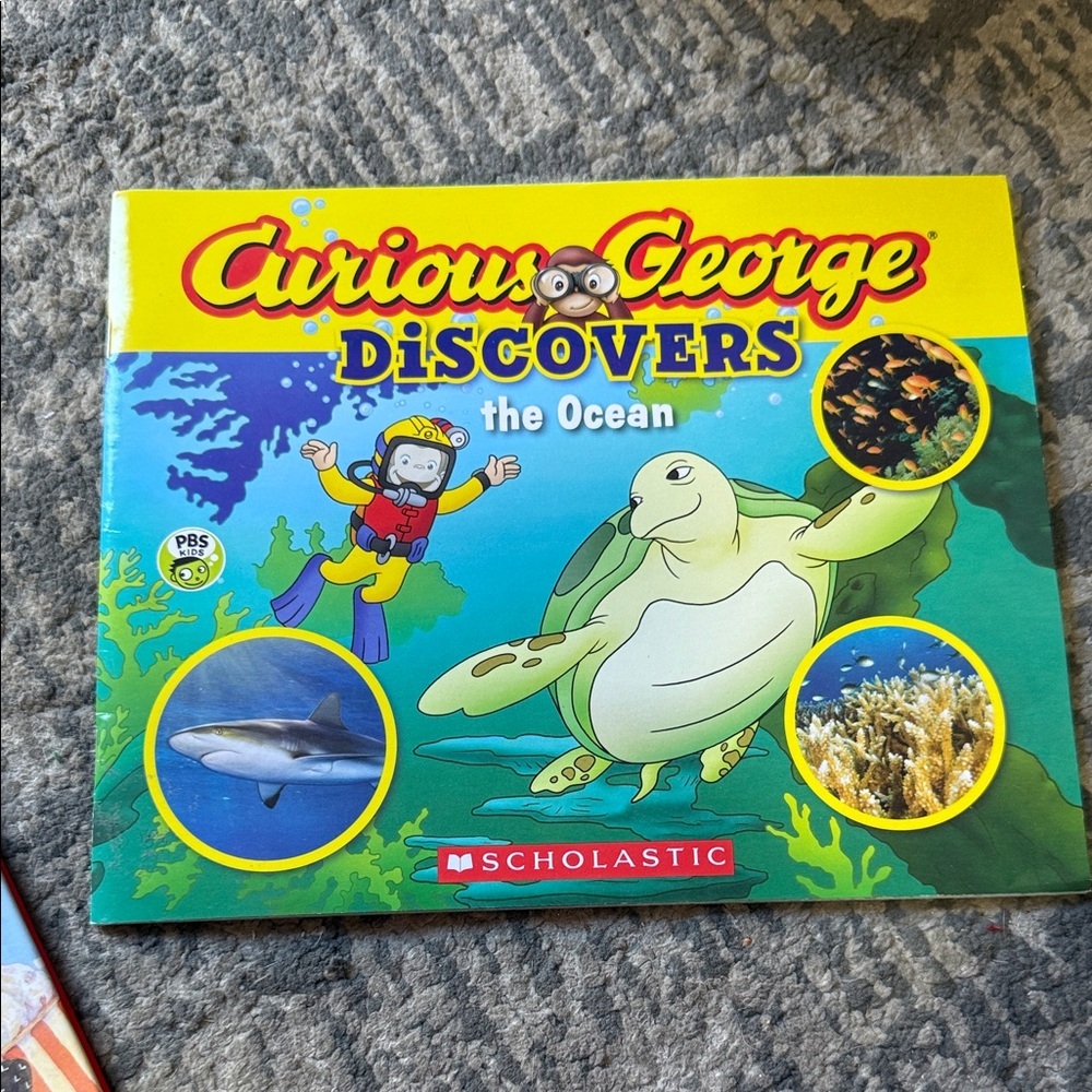 Curious George Discovers: The Ocean by Scholastic - Bright Yellow & Teal Cover